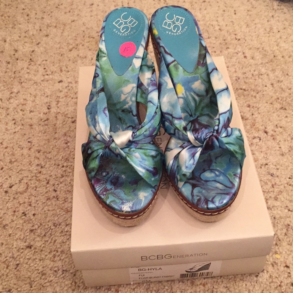 BCBG Wedges